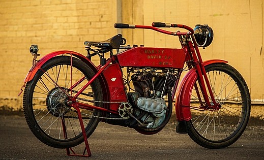 The wheel rims were replaced for riding | Mecum Auctions 