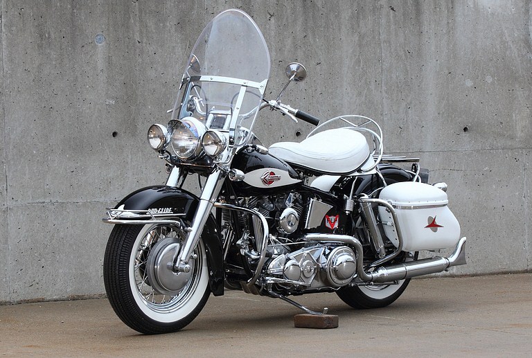 The 1959 Harley-Davidson owned solely by Jerry Lee Lewis is in pristine condition | Dan Duckworth/Mecum photos 