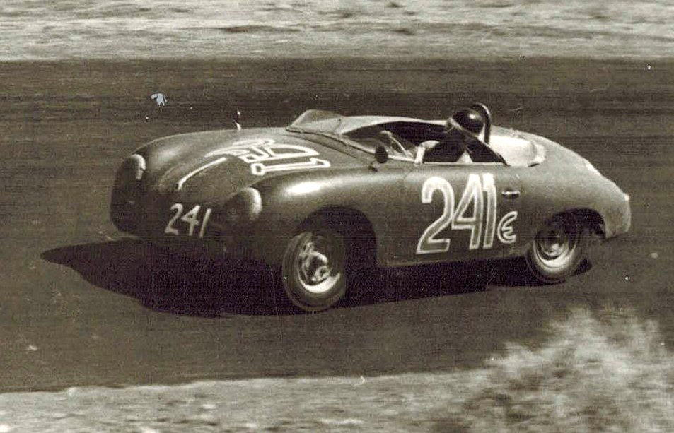 Dyott racing his Speedster in the early 1960s 