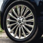 2015 Kia K900-19 inch Alloy Wheel-Photo Courtesy of Kia Motors