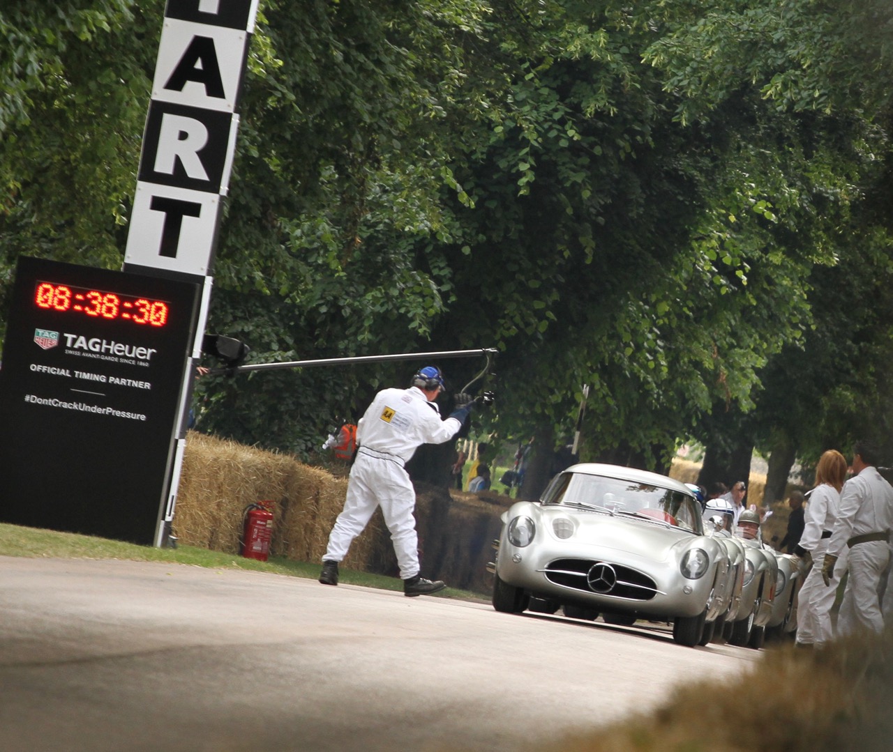 Vintage Mercedes heads up the hill in 2015