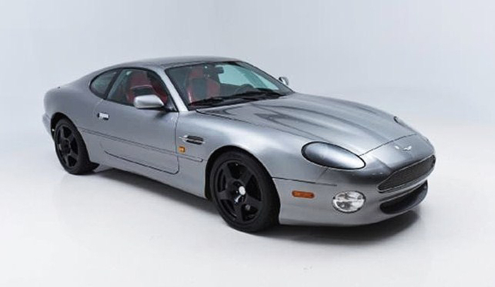 The Aston Martin DB7 Vantage was designed by the renowned Ian Callum