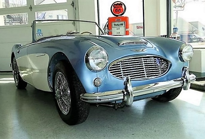 The 1959 Austin Healey 100-6 BN6 is favored because of its purity of style 
