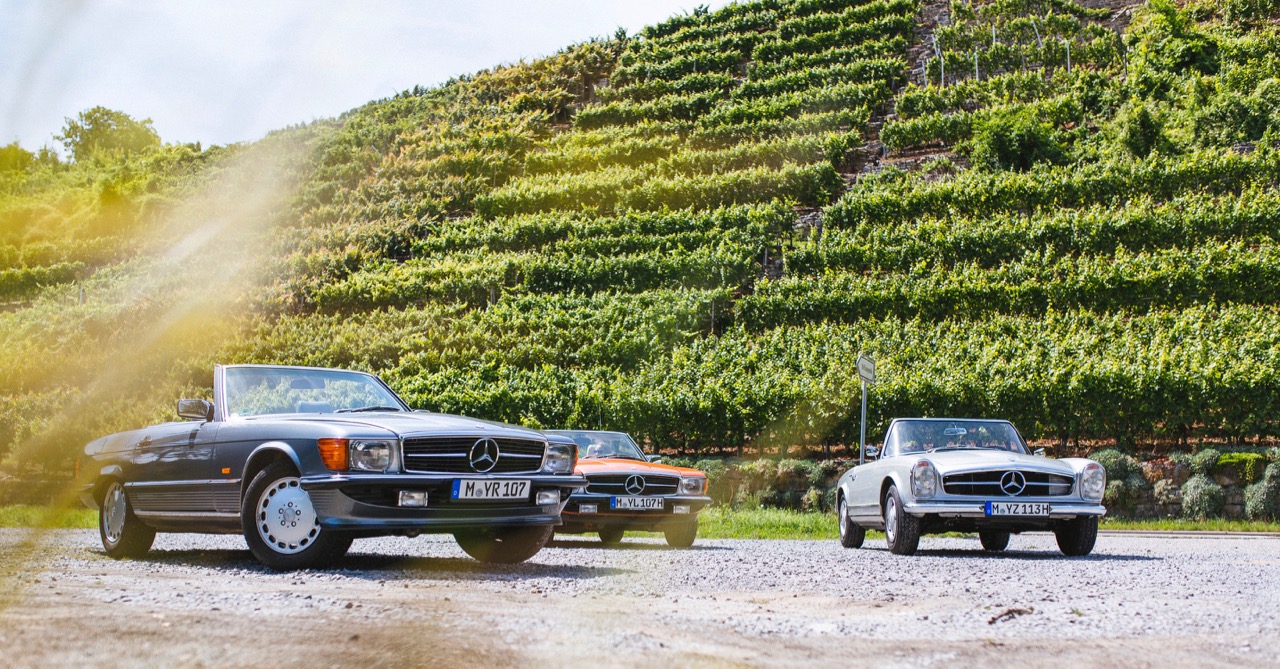 Vintage SLs in German wine country on the Carl Benz Tour route | Mercedes-Benz photos
