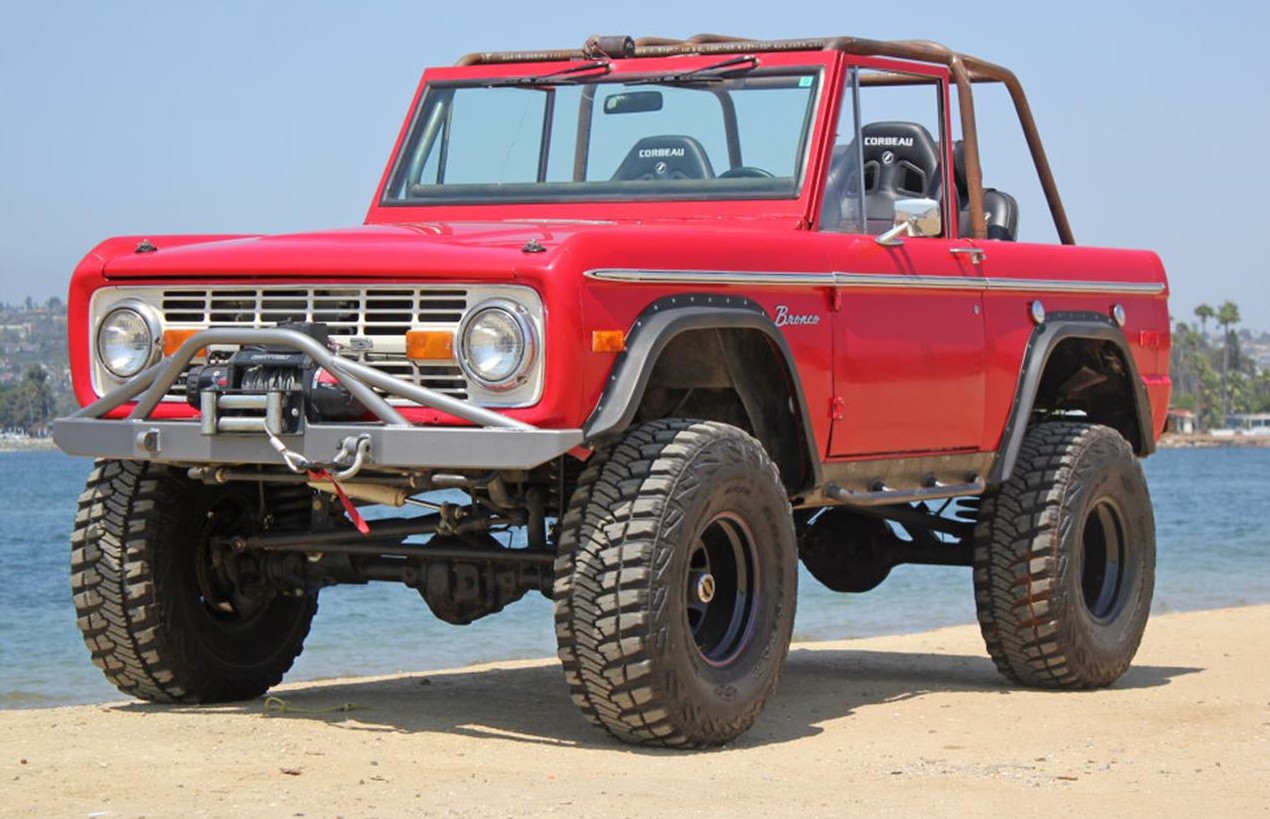 2509956-1972-ford-bronco-std