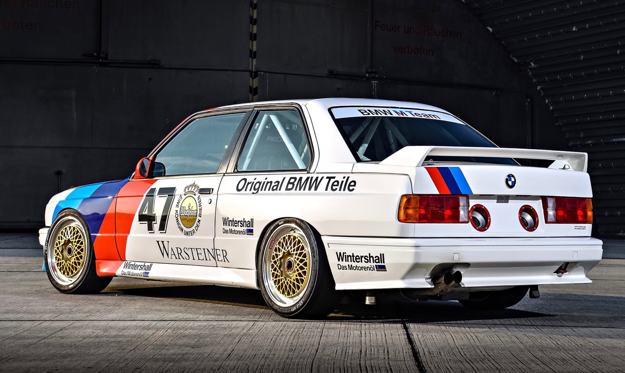 E30 BMW M3 racer