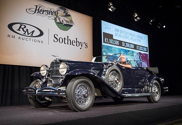 1930 Duesenberg on the block and on its way to a $2.09 million sales price | RM Sotheby's photos by Darin Schnabel