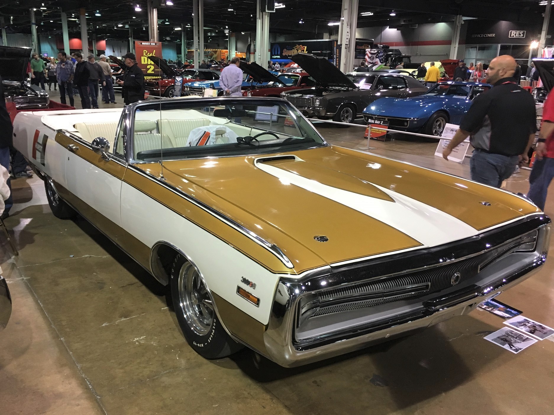 , Muscle cars, Corvettes take Chicago by storm, ClassicCars.com Journal