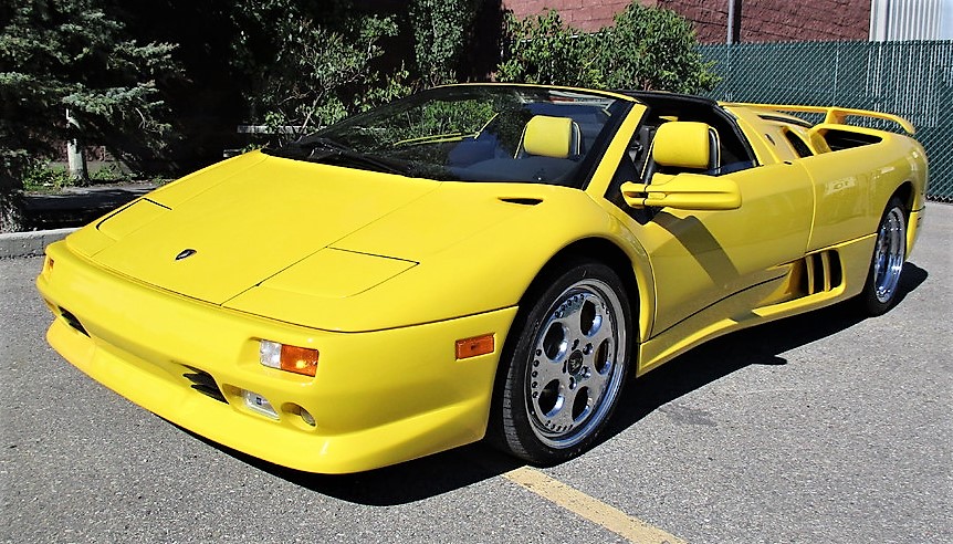A 1998 Lamborghini Diablo VT roadster will be auctioned | Russo and Steele 