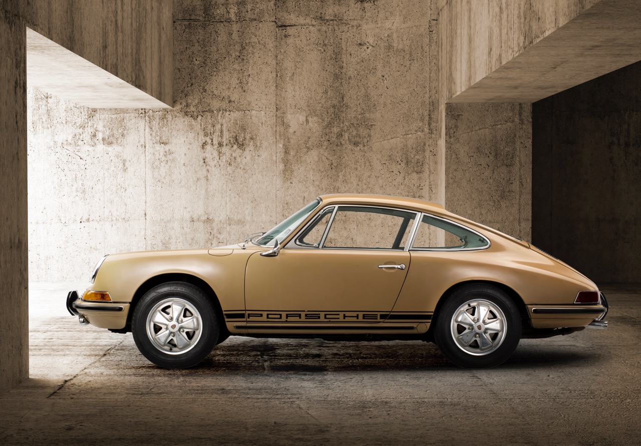 , Restored or preserved? Bidders will decide when H&#038;H Classics offers 1967 Porsche 911S twins, ClassicCars.com Journal