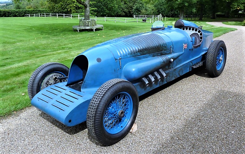 The Napier Bluebird W12 Replica speed-record car | Robin Batchelor 