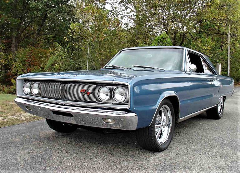Genuine muscle 1967 Dodge Coronet