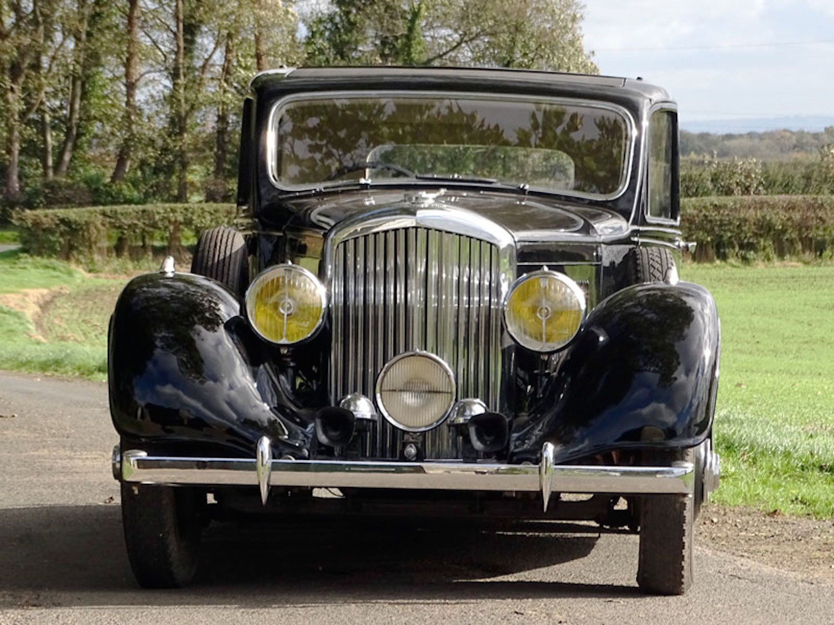 , A real gem, the ’Boucheron’ Bentley heads to auction, ClassicCars.com Journal