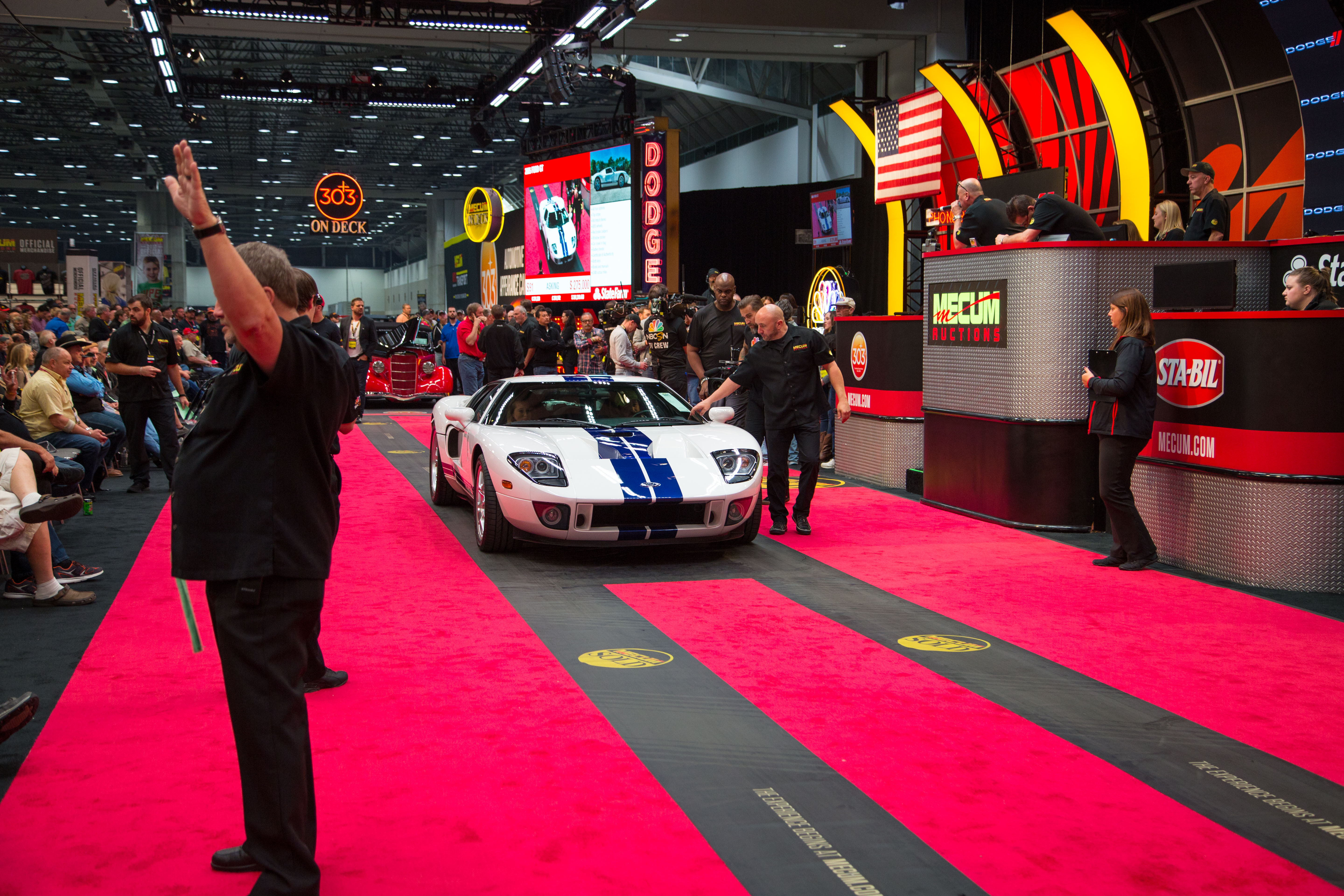 3,600-mile Ford GT leads the way at Mecum’s Kansas City auction