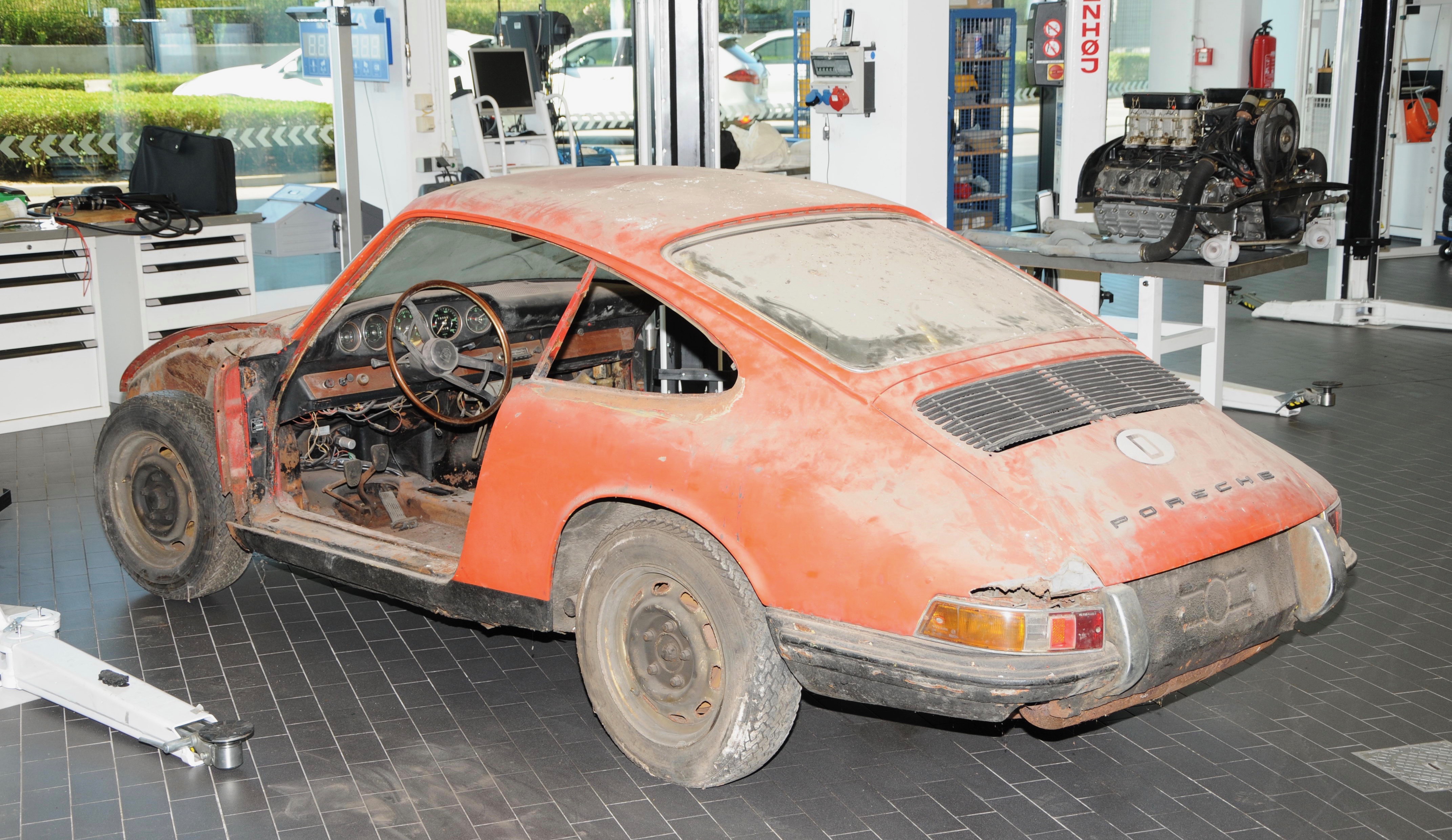 Barn-found oldest 911 restored and showcased in Porsche Museum