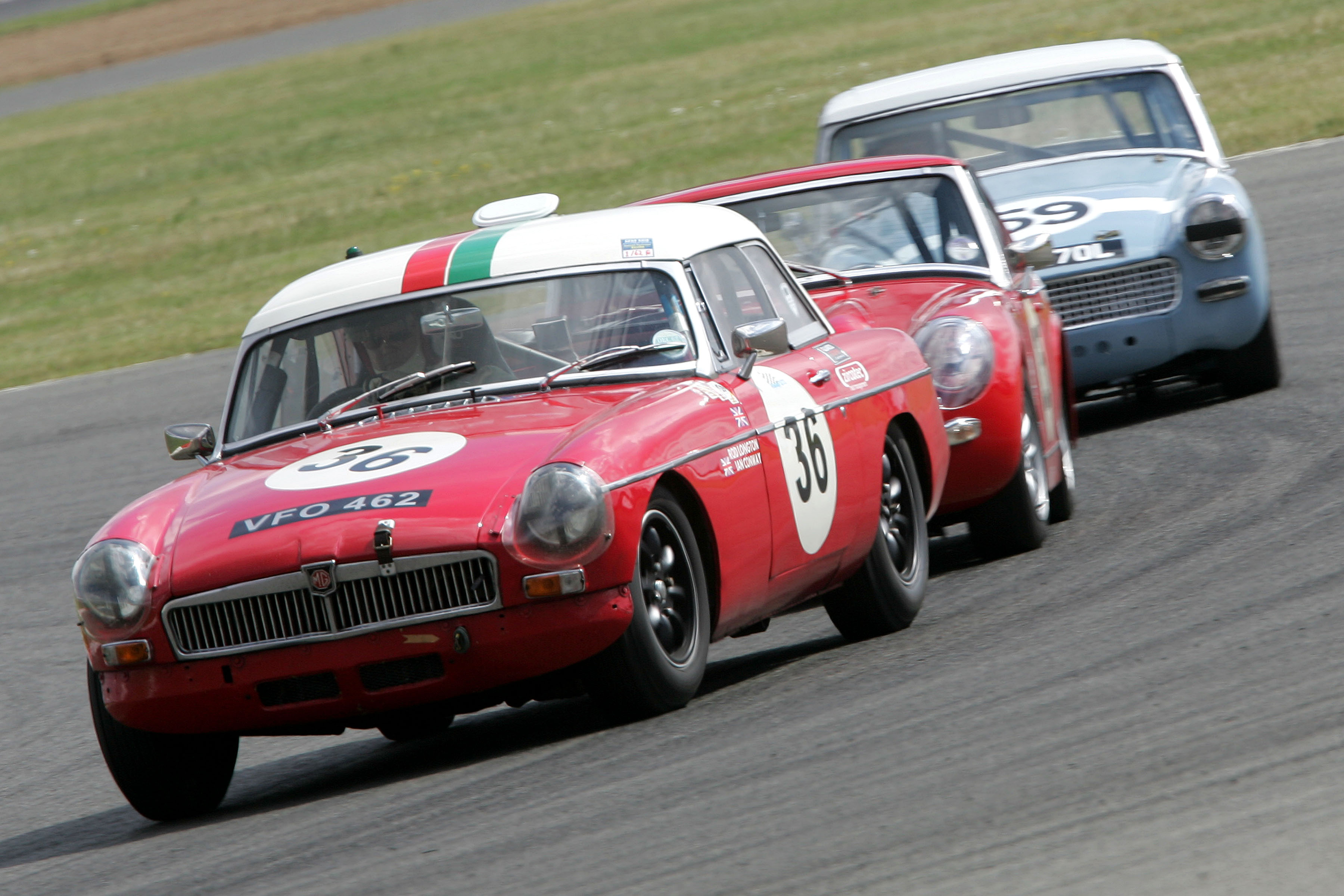Low-cost ways are available to go vintage racing | ClassicCars.com