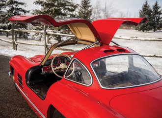 Unrestored ‘Gullwing’ going from museum to auction