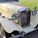 1951 MG TD front