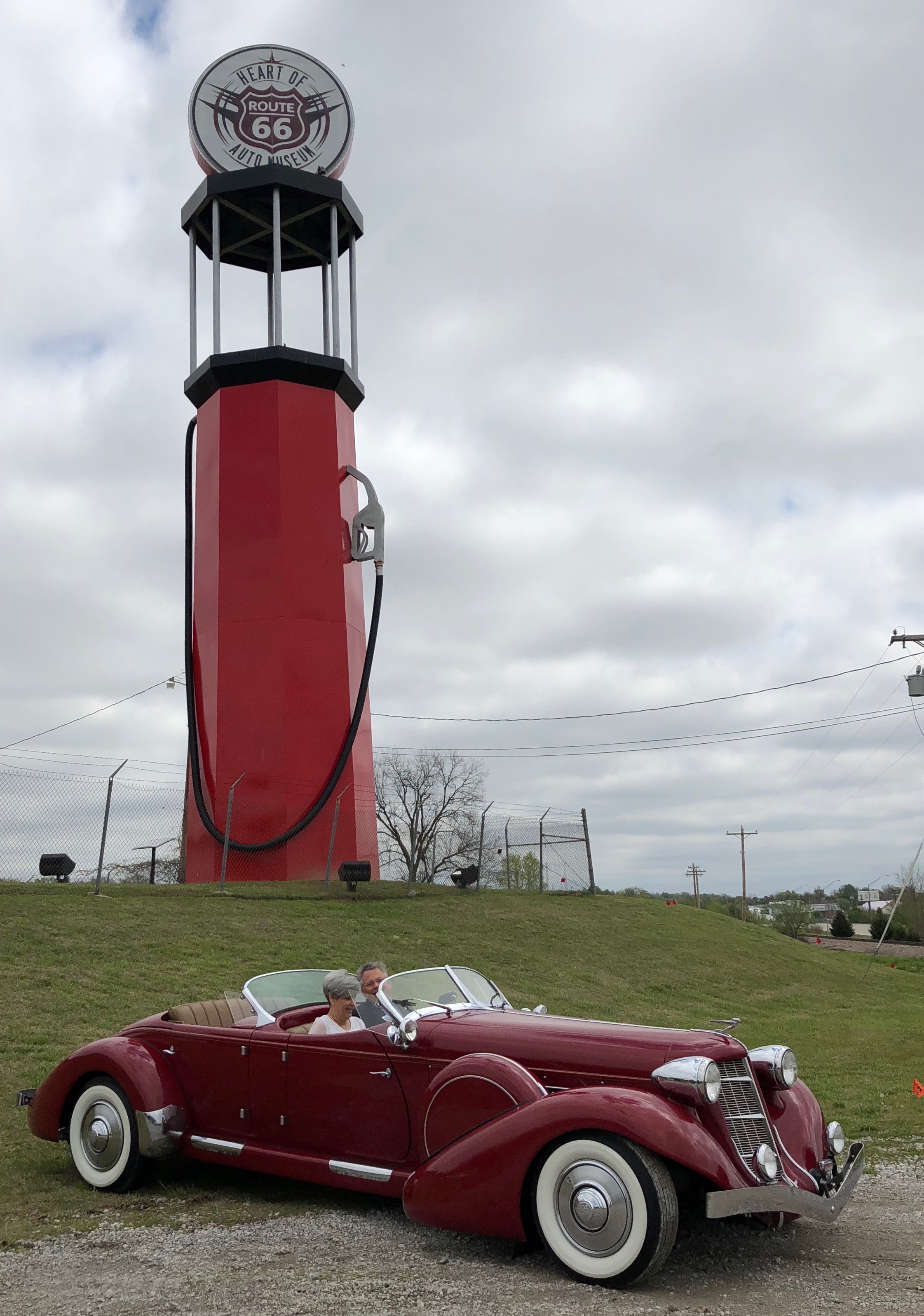 LeMay, BMWs at LeMay, world’s tallest gas pump in Oklahoma, and other museum news, ClassicCars.com Journal