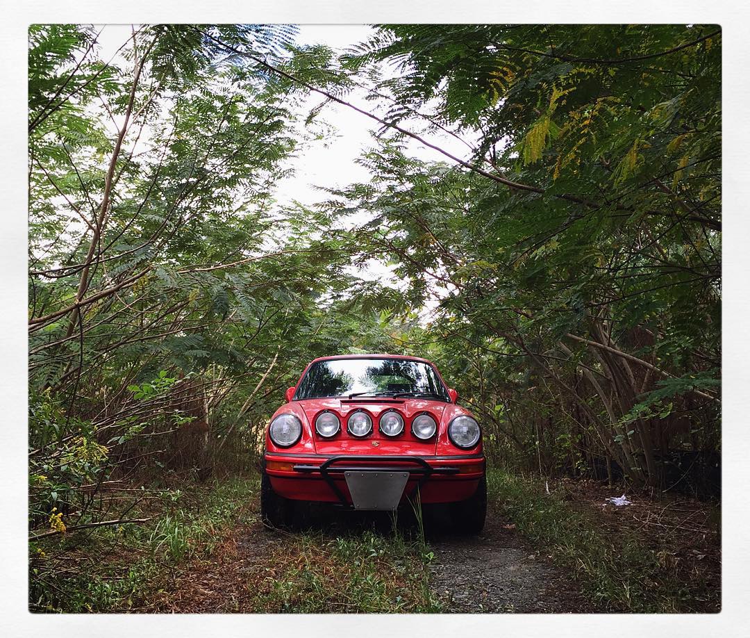 Keen's own Safari 911 was the original. | Instagram photo/lehmank
