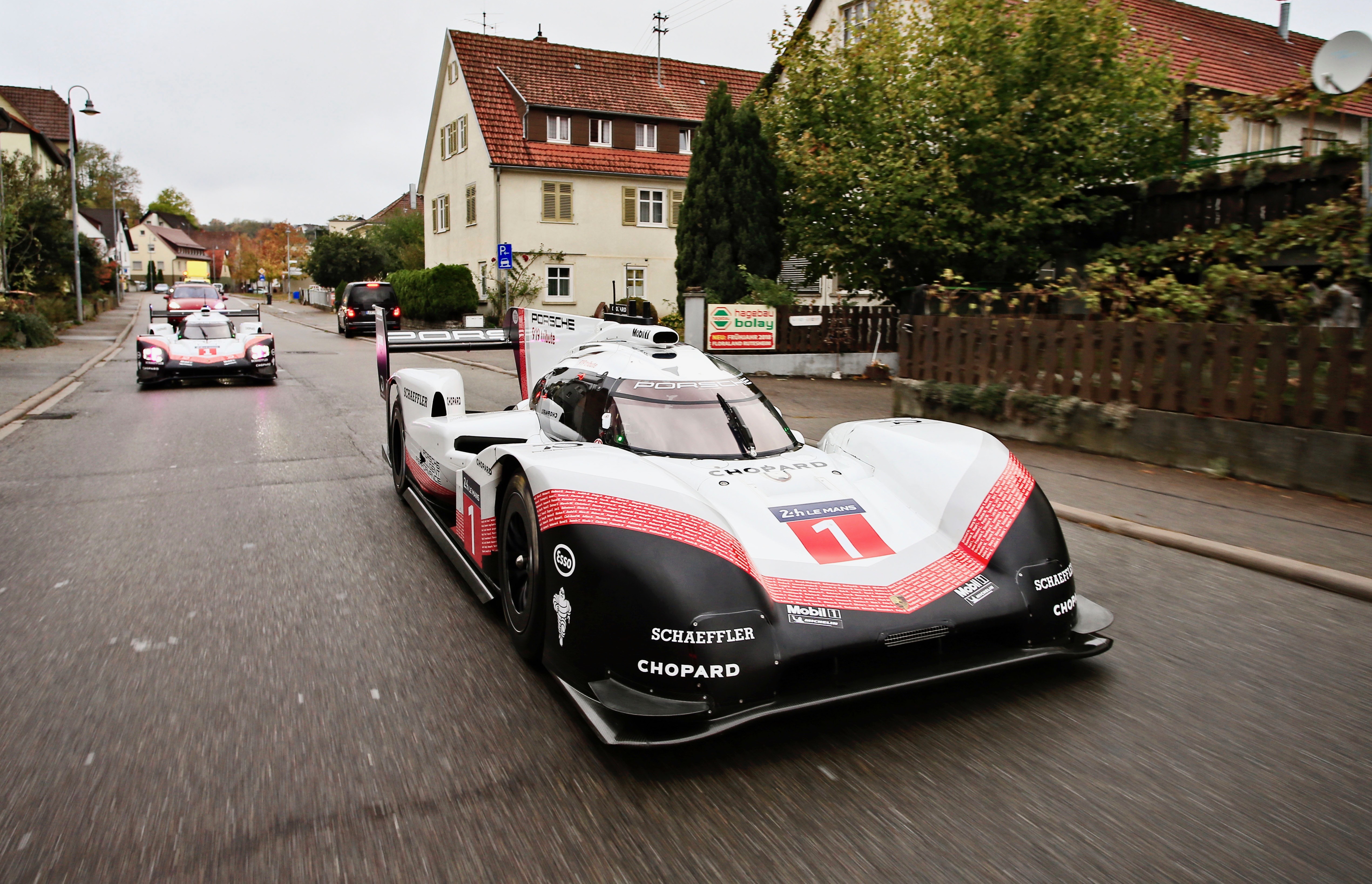 Le Manswinning Porsches racing cars driven on public roads