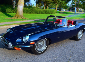 Barrett-Jackson countdown: 1971 Jaguar XKE Series II roadster