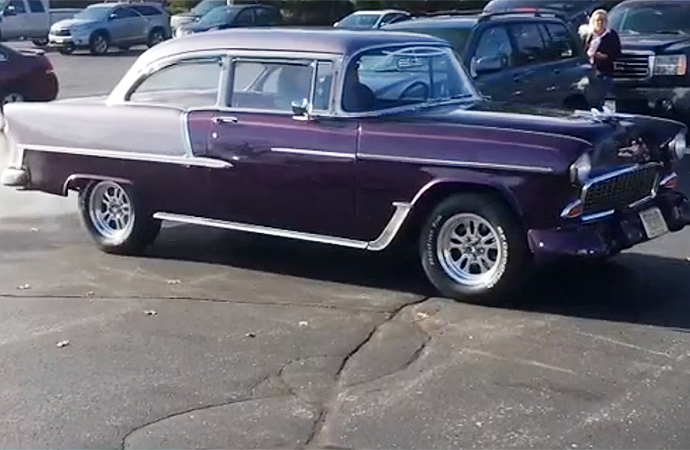 This beauty from the 1950s was one of the vehicles brought by strangers to the funeral of a classic car lover. | Screenshot