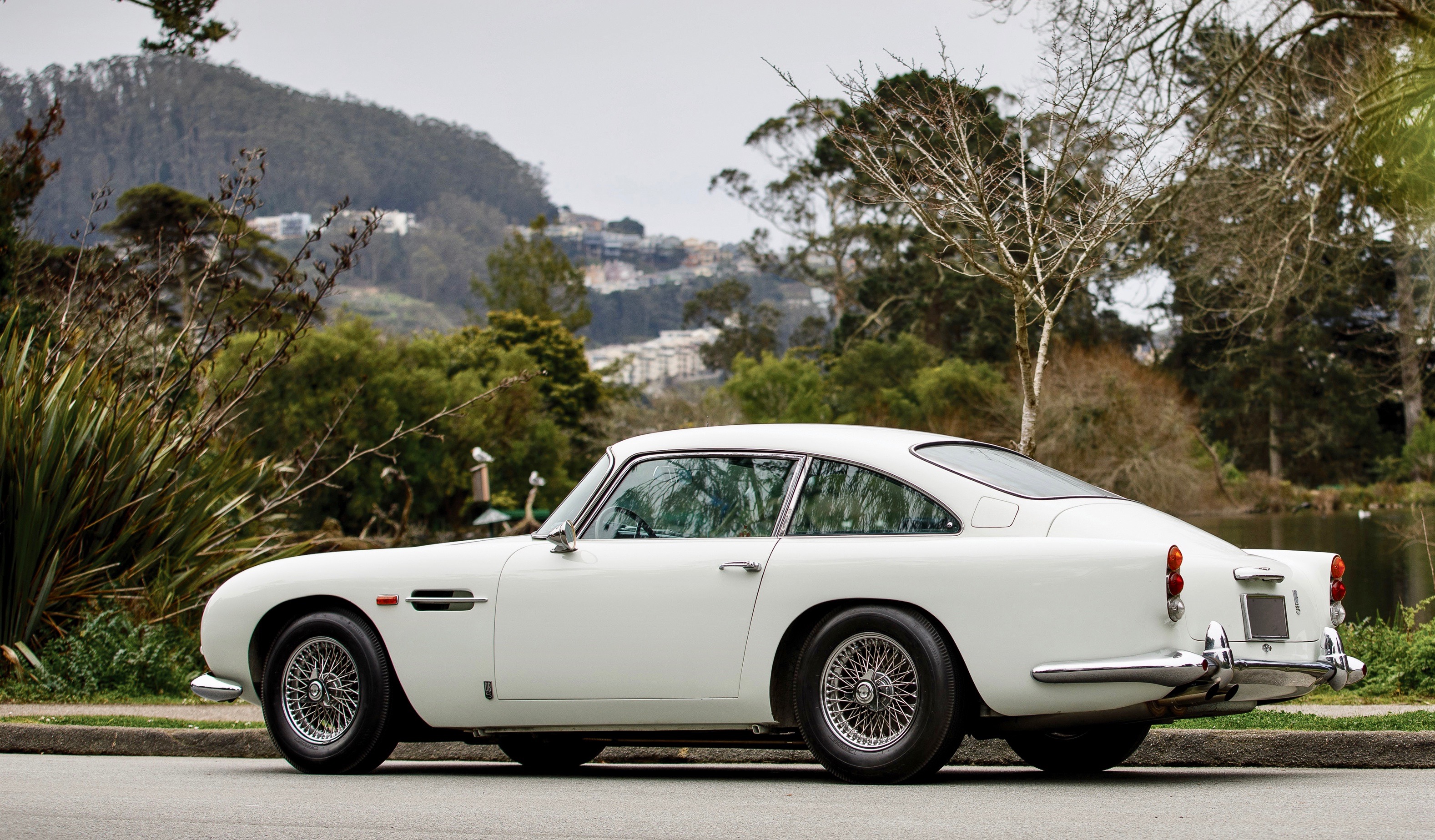 Monterey, RM Sotheby’s adds Aston Martin single-marque sale to Monterey schedule, ClassicCars.com Journal