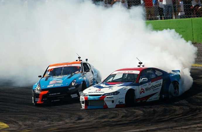 Given the proximity of the competing cars, battles are tense events. | Formula Drift photo/Larry Chen