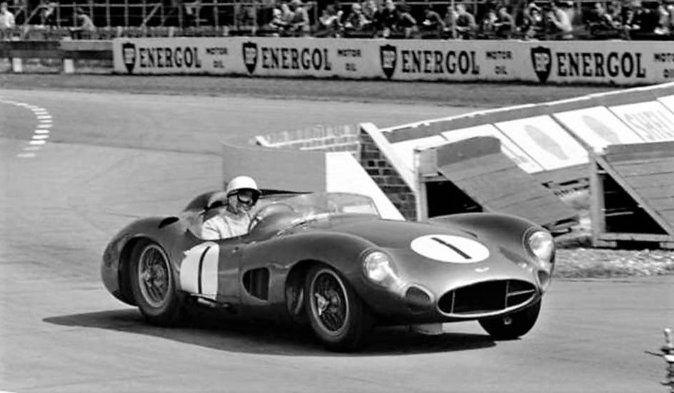 Stirling Moss, Racing great Stirling Moss dies at age 90, ClassicCars.com Journal