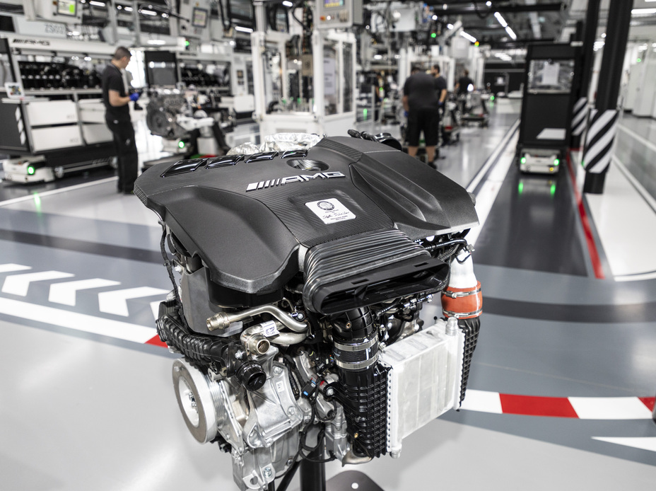 M-AMG4cyl