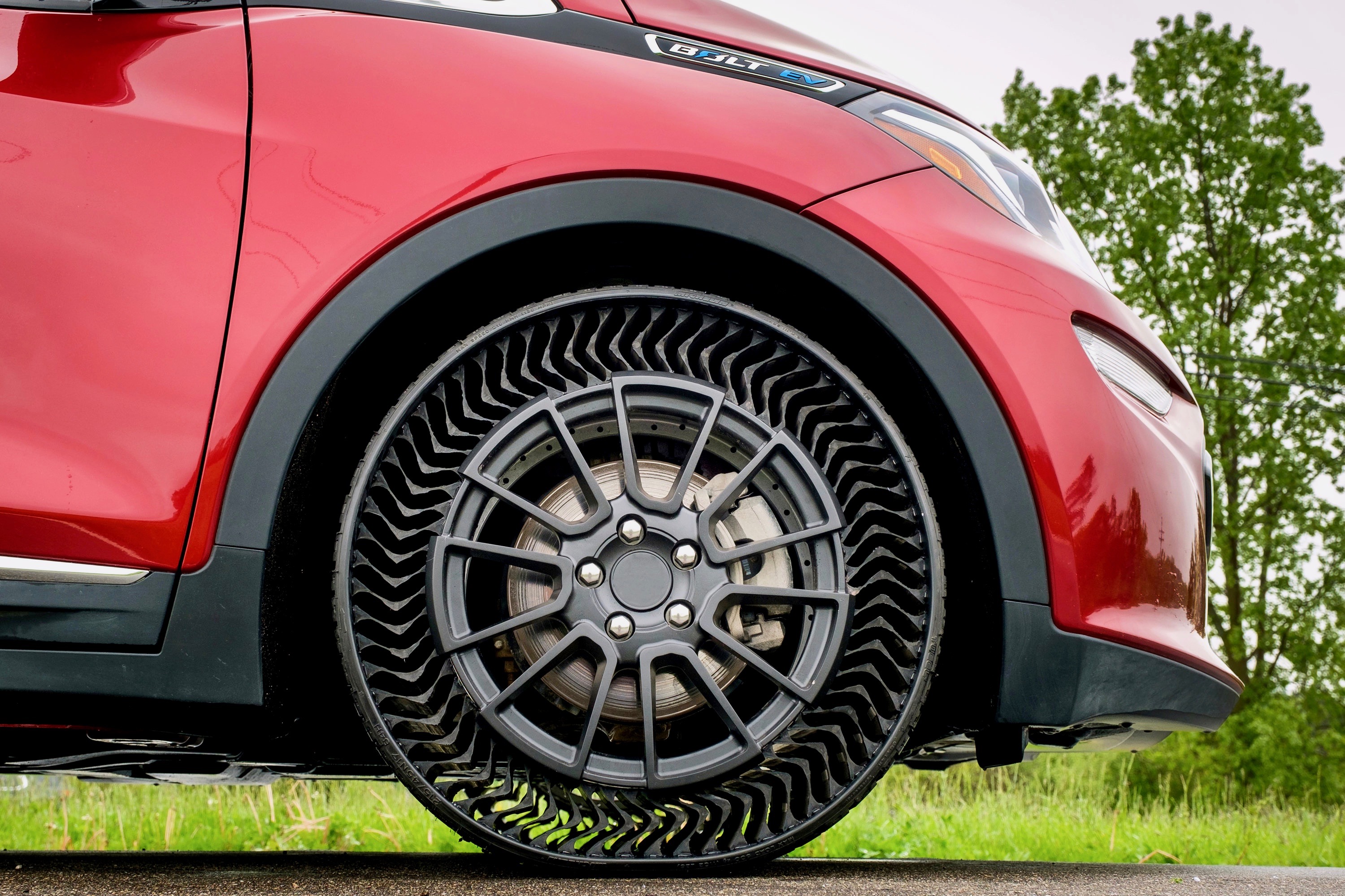 Airless tires, GM, Michelin want to take the air out of tires, ClassicCars.com Journal