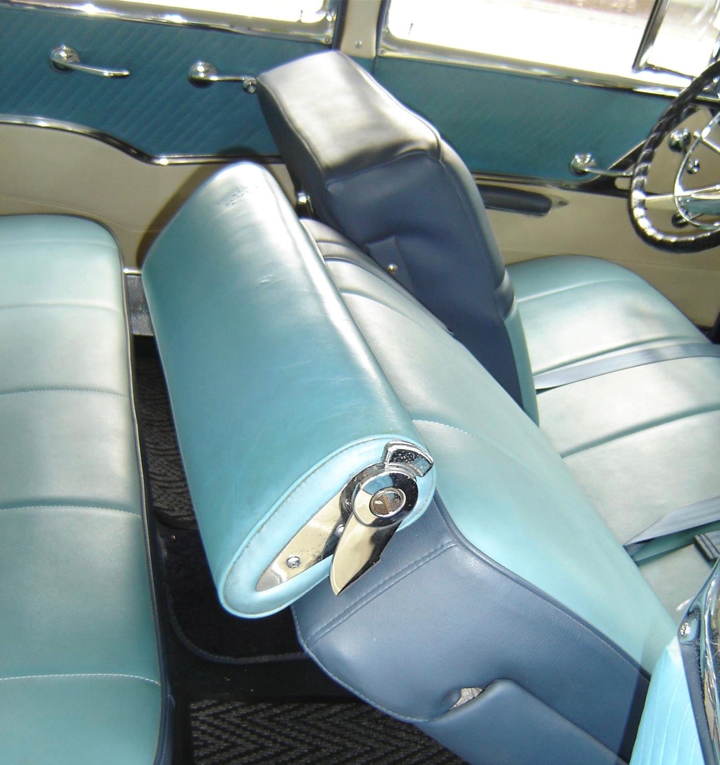1957 Pontiac Star Chief Safari, Pontiac station wagon with Transcontinental upgrades, ClassicCars.com Journal