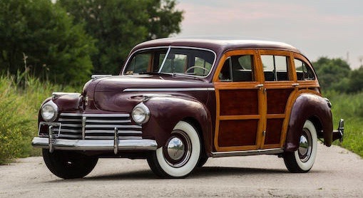 Bonhams auction, Bonhams’ Simeone sale topped by ‘barrelback’ 1941 Chrysler Town &#038; Country, ClassicCars.com Journal