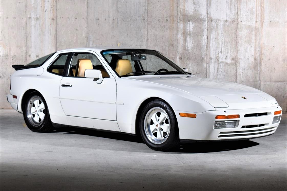 Seriously fast 1986 Porsche 944 Turbo remains value priced