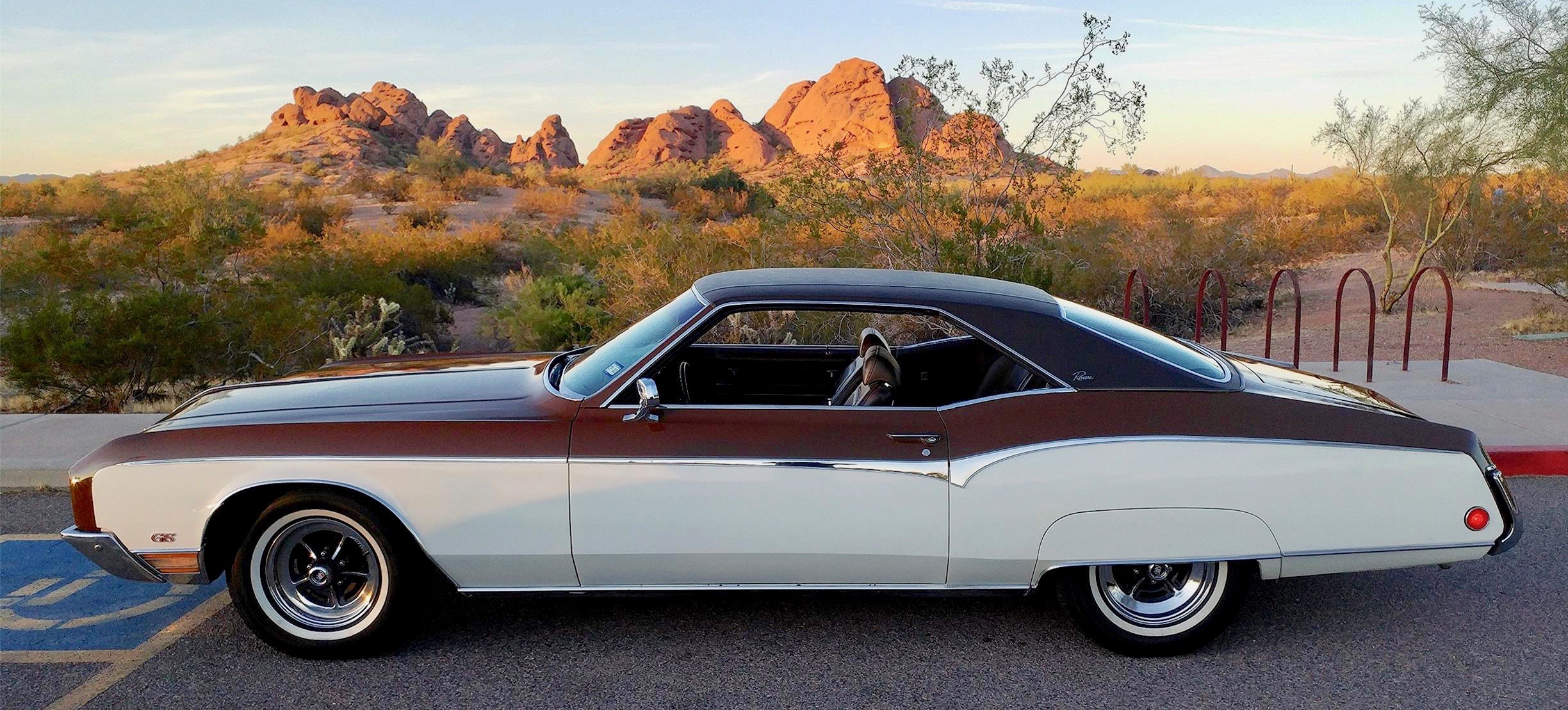 1970 Buick Riviera, Two-tone paint gives this Riv a special look, ClassicCars.com Journal