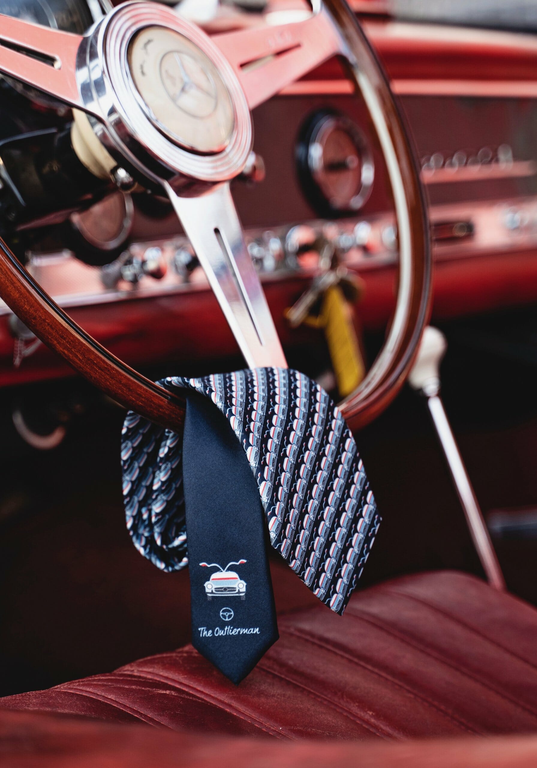 Gullwing, 300SL Gullwing inspires men’s apparel, ClassicCars.com Journal